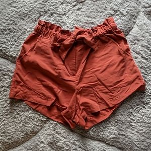 Lou & Grey paper bag shorts